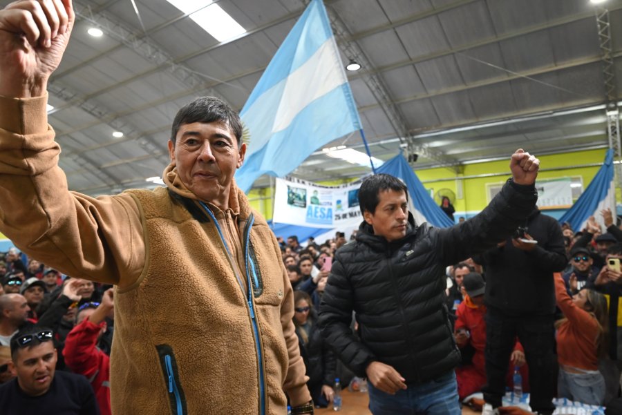 GNL: el Sindicato de Petroleros Privados respaldó el proyecto de ley para Vaca Muerta