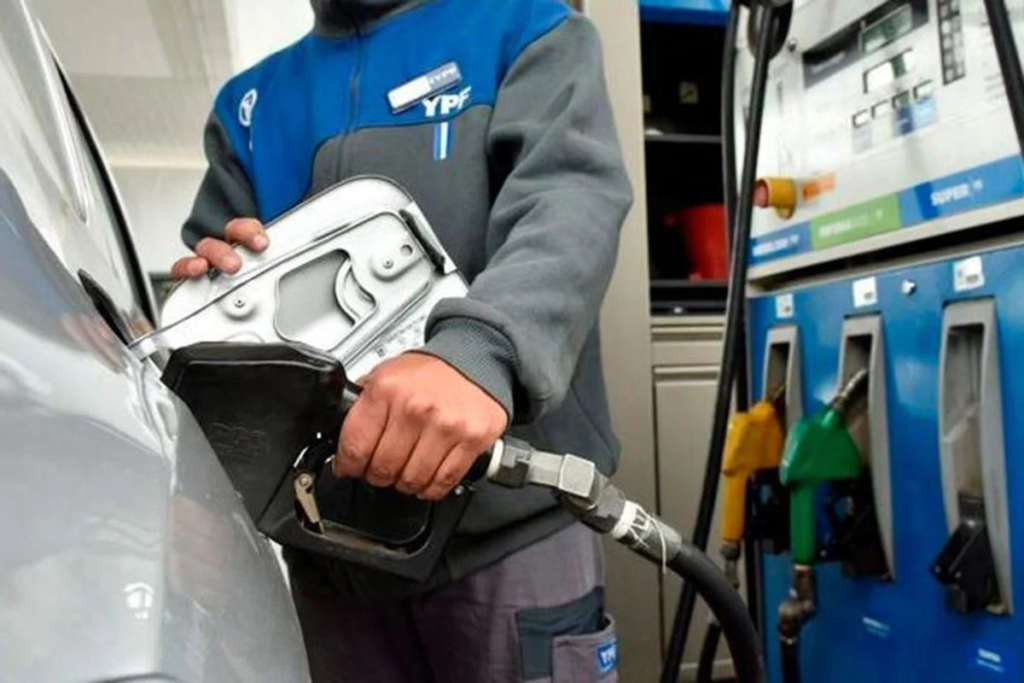 YPF congela el impacto internacional en naftas por 45 días