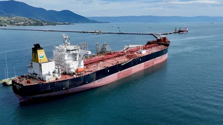 Impuesto al petróleo: Brasil prorroga el tributo a la exportación y profundiza el conflicto judicial