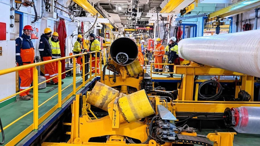 Río Negro: Avances en infraestructura energética con inspección off-shore y descarga de cañerías